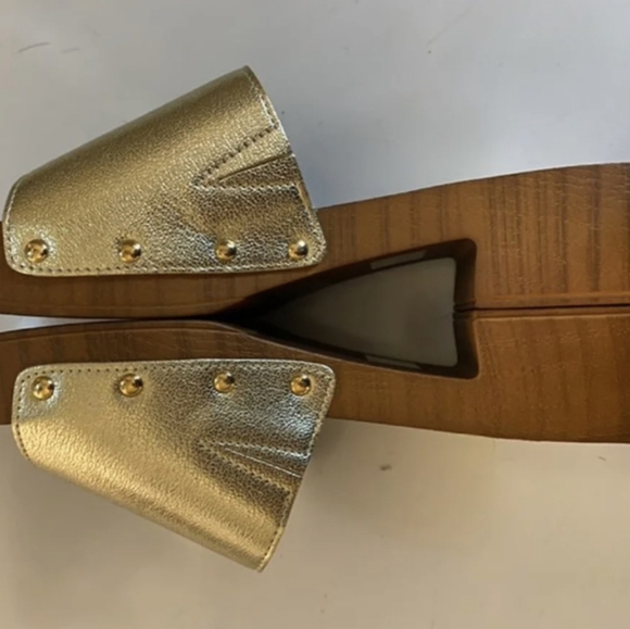 Sandals - Picture 4 of 9